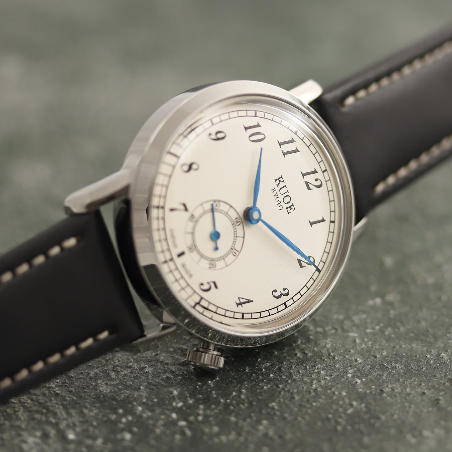 Old Smith 90-007 | Silver with Blue Hands - Perennis