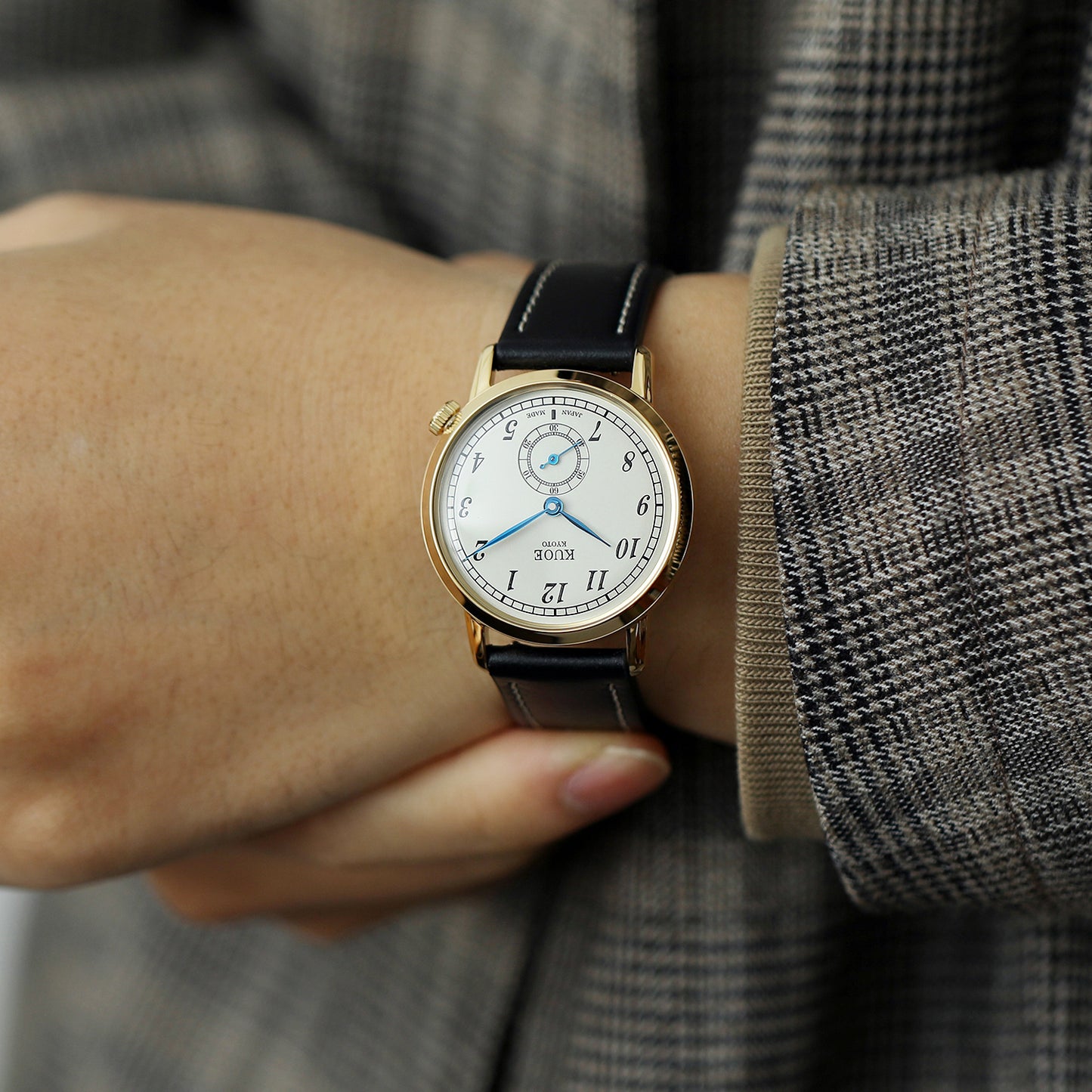 Old Smith 90-007 | Gold with Blue Hands - Perennis