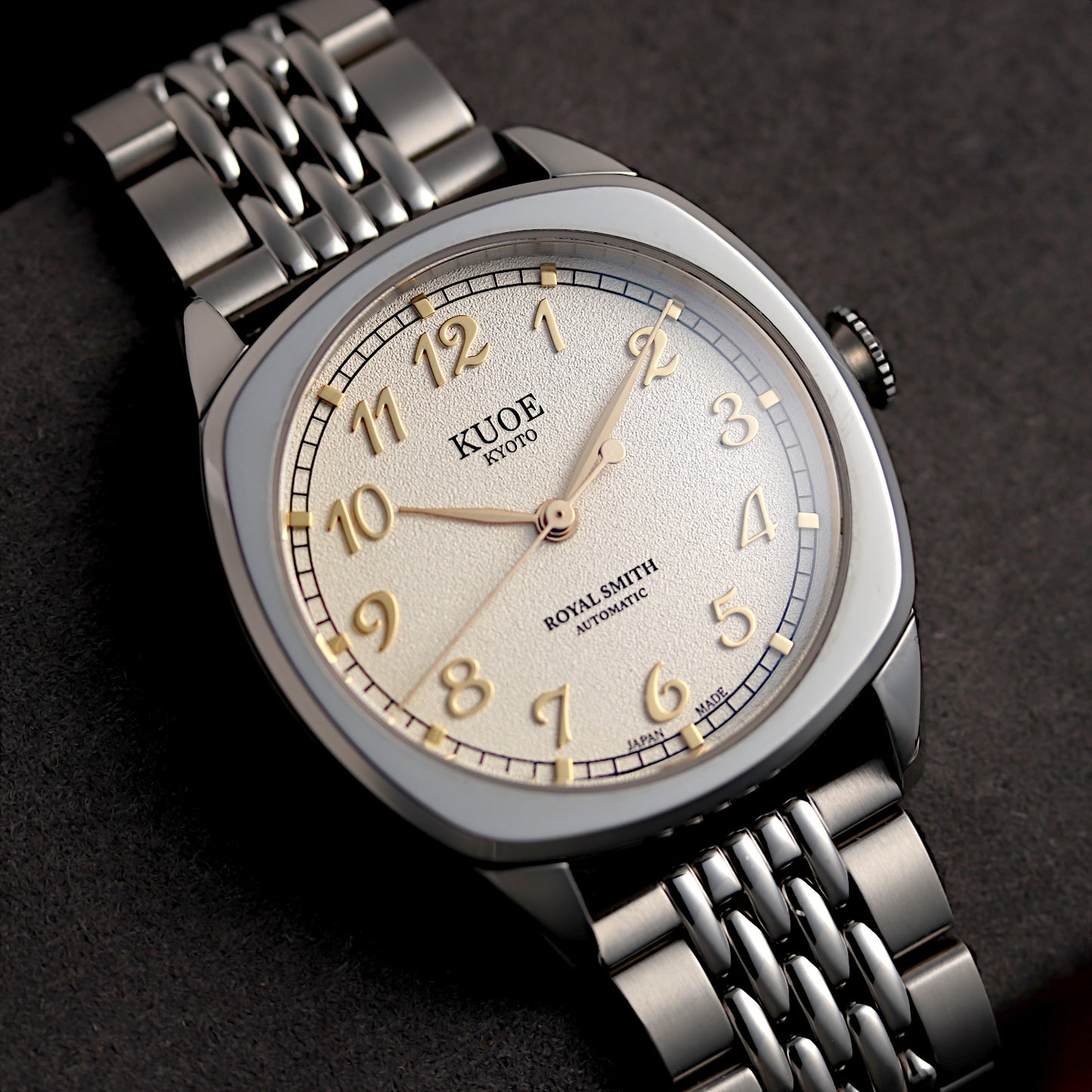 Royal Smith 90-008 | Silver with Gold Dial - Perennis