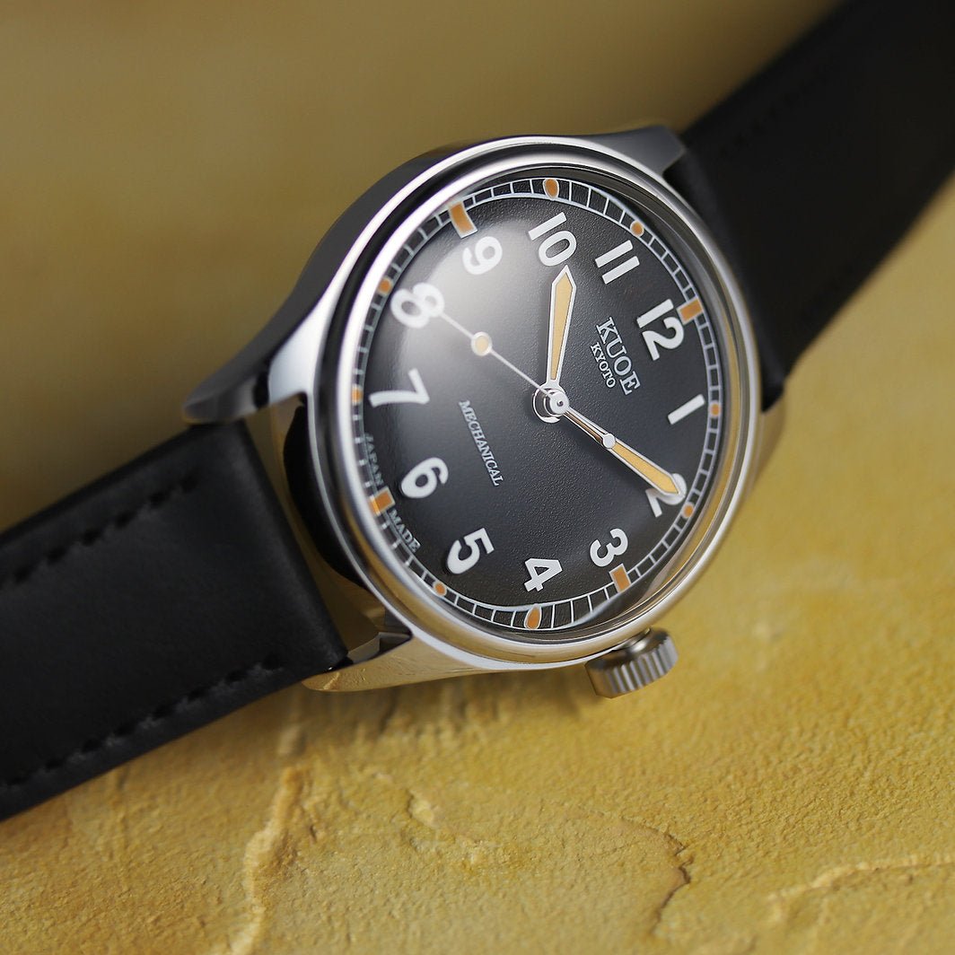 Old Smith 90-002 | Black | Sapphire | Super-LumiNova - Perennis