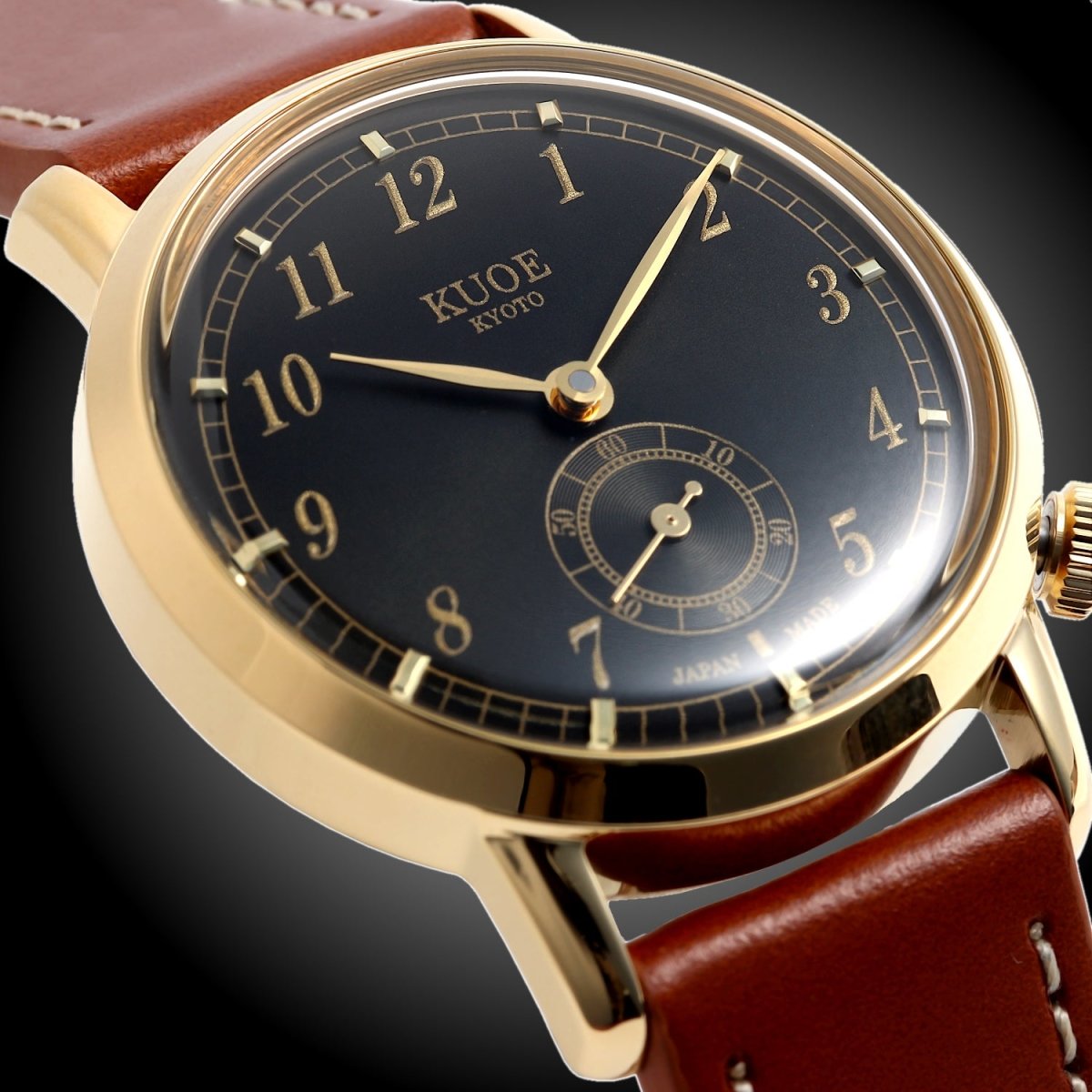 Old Smith 90-007 | Gold with Black Dial - Perennis