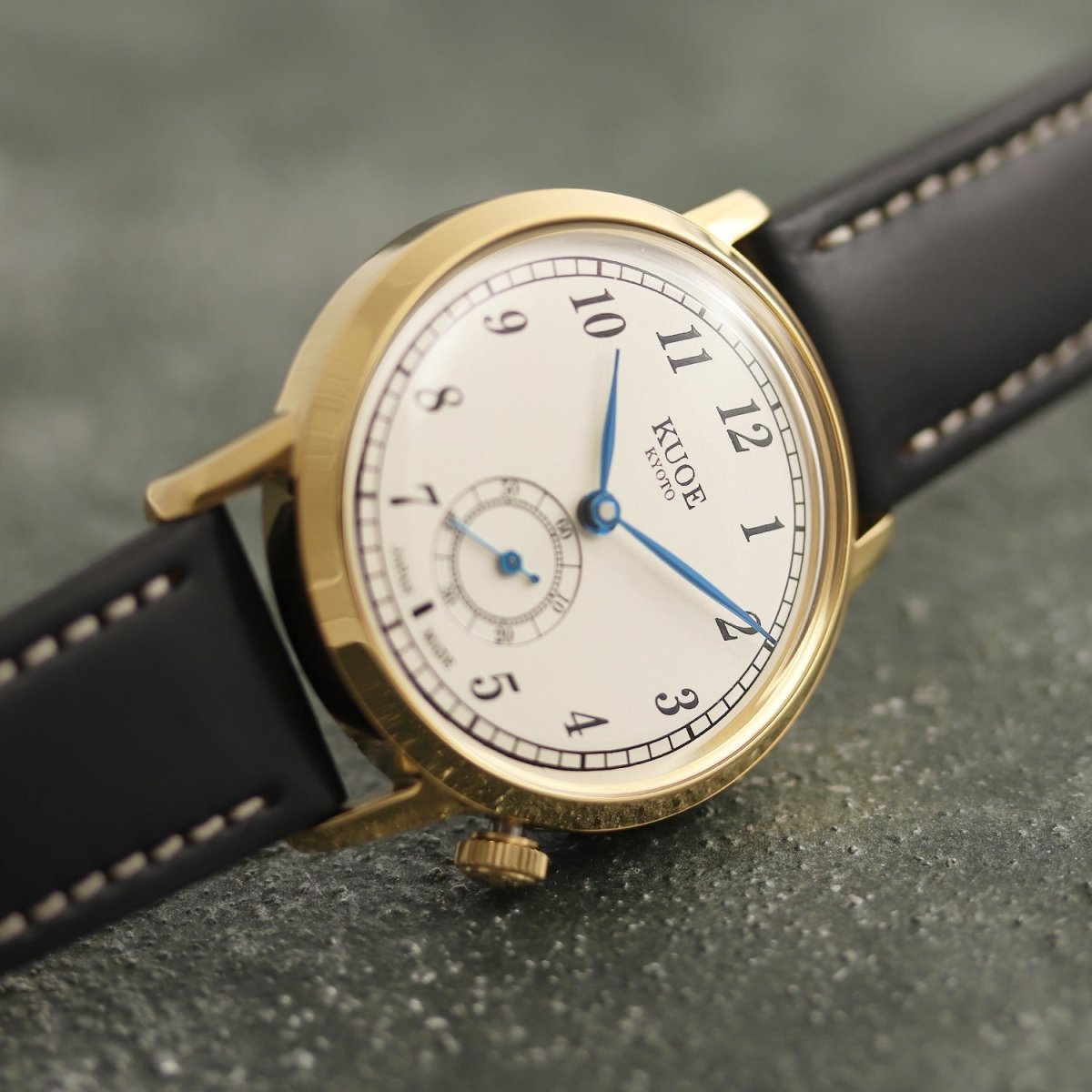 Old Smith 90-007 | Gold with Blue Hands - Perennis