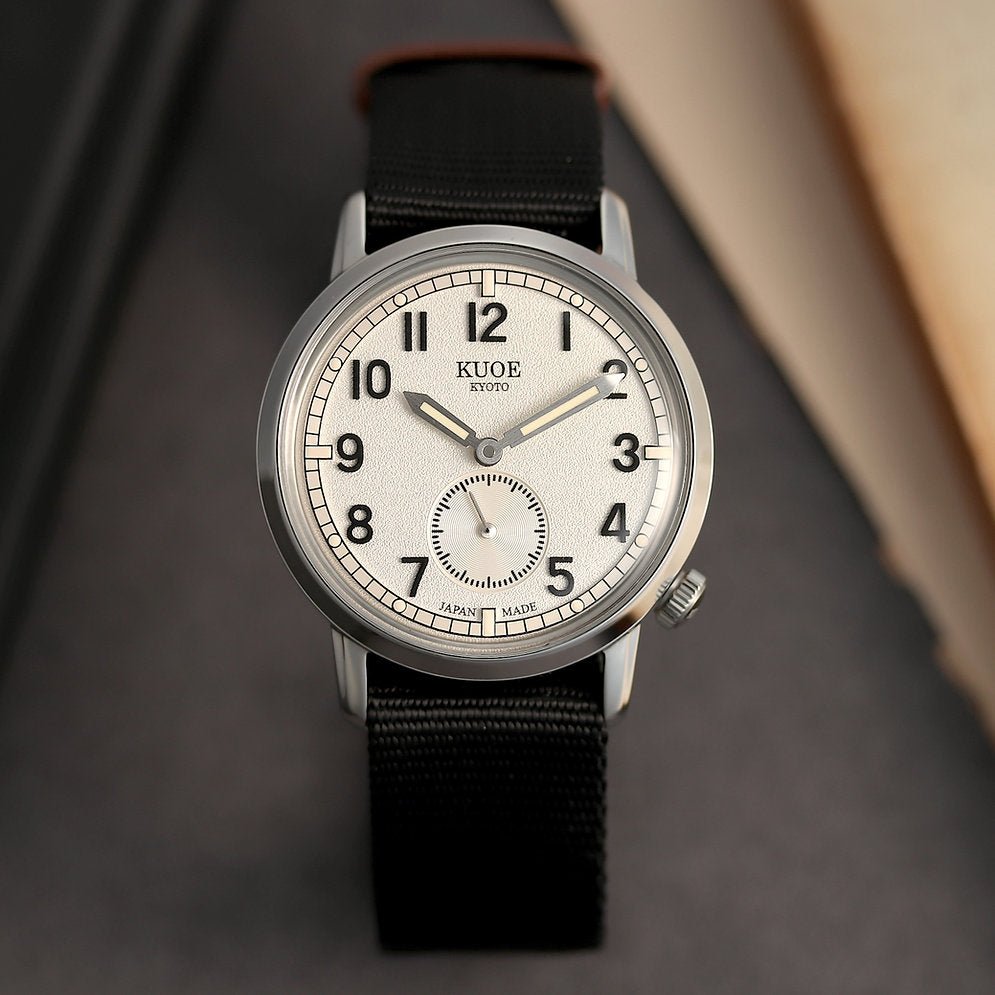Old Smith 90-009 | Ivory - Perennis