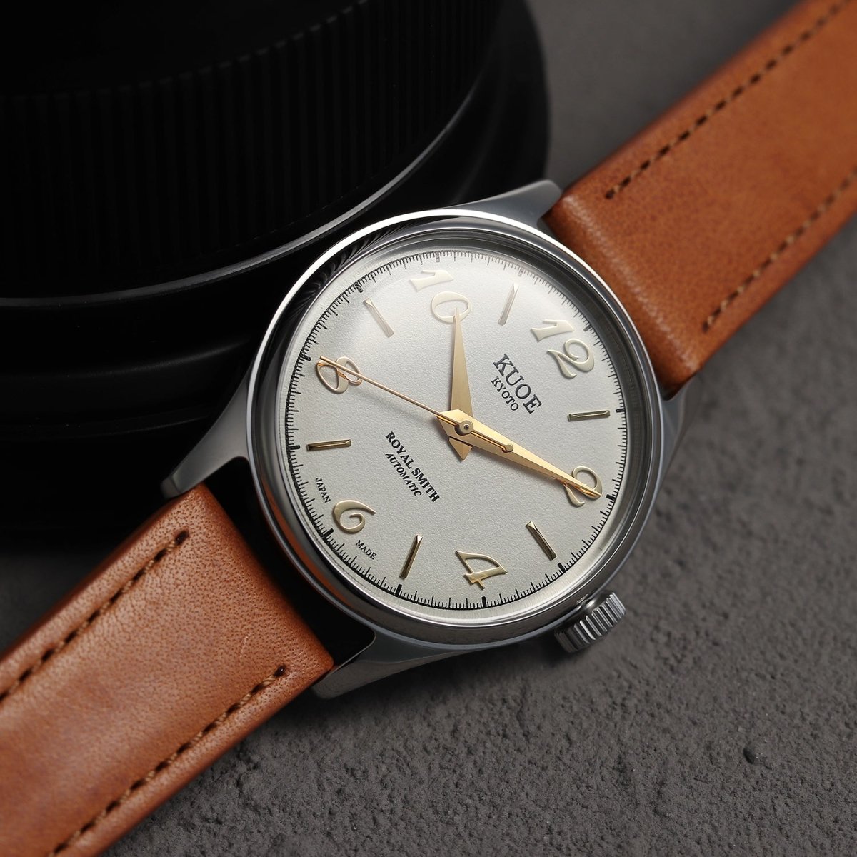 Royal Smith 90-006 | Silver - Perennis
